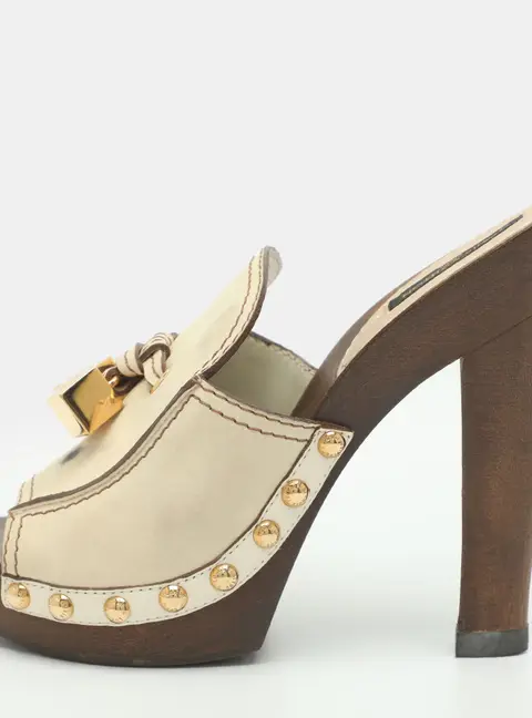 Louis Vuitton Logo Dice Size 36 Cream Nubuck Leather Clogs Sandals