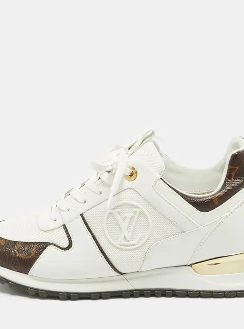 Louis Vuitton Run Away Size 40 White/Brown Monogram Coated Canvas and Leather and Mesh Low Top Sneakers