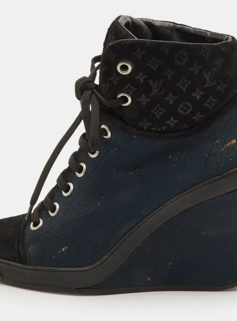 Louis Vuitton Batignolles Size 39.5 Navy Blue/Black Monogram Suede and Canvas Wedge Ankle Boots