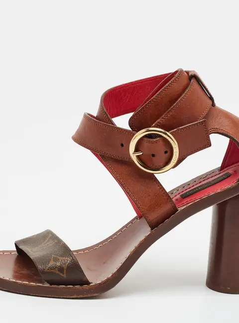 Louis Vuitton Ocean Drive Size 39 Brown Monogram Coated Canvas and Leather Ankle Strap Sandals