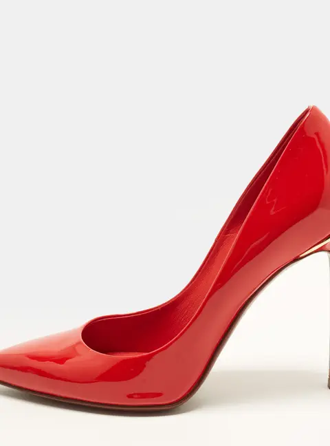 Louis Vuitton Eyeline Size 37.5 Red Patent Leather Pointed Toe Pumps