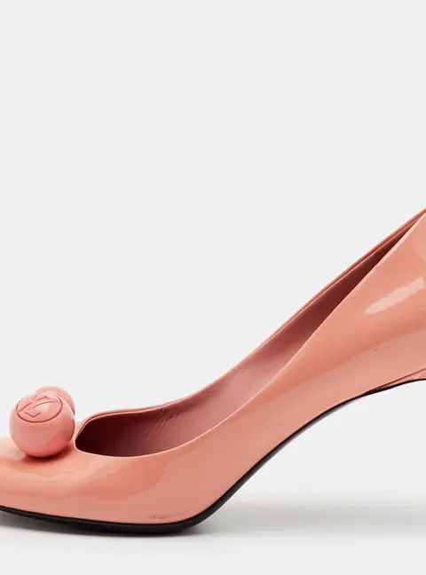 Louis Vuitton Betty Size 39 Peach Orange Patent Leather Pumps