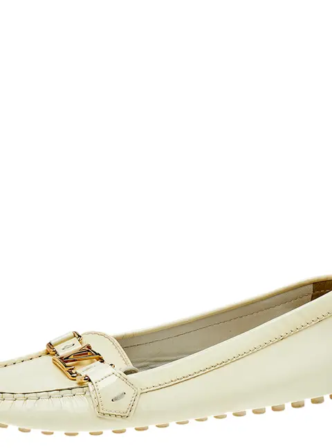 Louis Vuitton Cream Patent Leather Logo Loafers Size 39.5