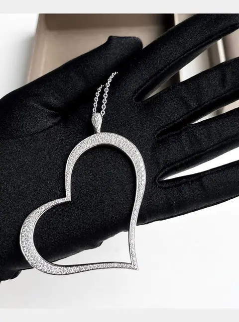 Piaget Heart Large 18K White Gold Diamond Set Necklace