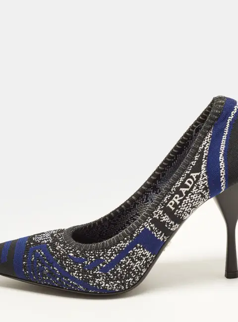 Prada Size 40 Navy Blue/Black Knit Fabric Pointed Toe Pumps