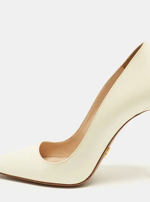 Prada Size 36 Cream Saffiano Patent Leather Pointed Toe Pumps