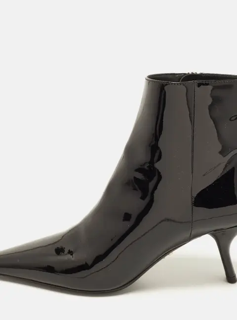 Prada Size 38 Black Patent Leather Slanted Heel Pointed Toe Ankle Length Boots
