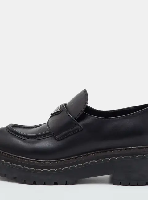 Prada Size 39 Black Leather Triangle Logo Platform Loafers