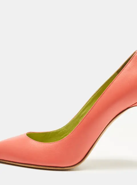 Ralph Lauren Collection Armissa Size 38.5 Pink Leather Pointed Toe Pumps