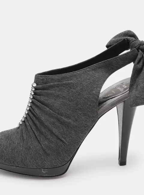 Ren&eacute; Caovilla Crystal Embellished Size 41 Grey Knit Fabric Booties