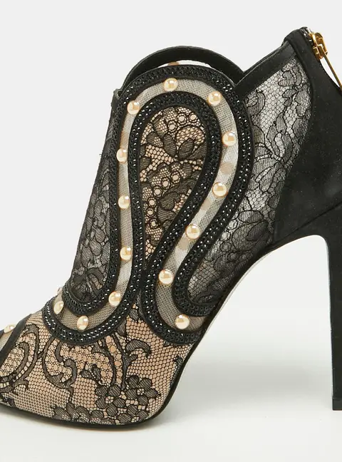 Ren&eacute; Caovilla Size 37.5 Beige Lace and Suede Embellished Ankle Length Boots