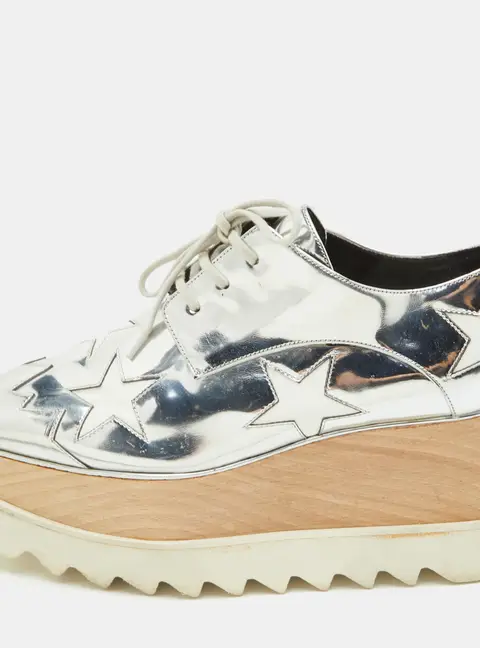 Stella McCartney Elyse Star Size 38.5 Silver/White Faux Patent Leather Platform Derby Sneakers