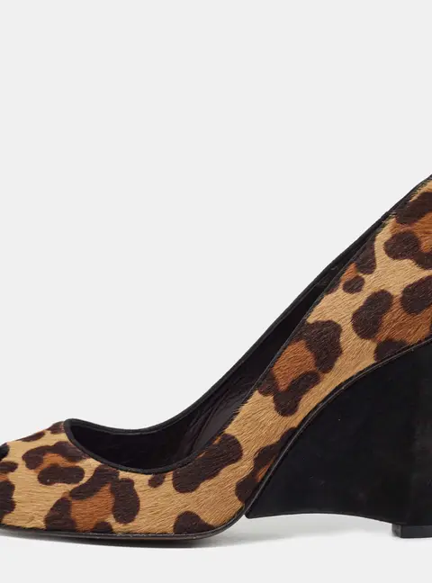Stuart Weitzman Brown/Beige Animal Print Calf Hair Peep Toe Wedge Pumps Size 38