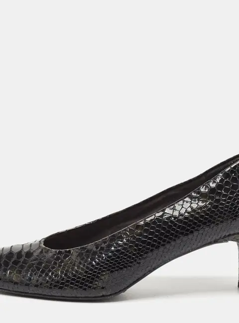 Stuart Weitzman Black Croc Embossed Patent Leather Pumps Size 41