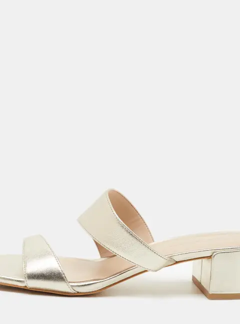 Stuart Weitzman Size 37 Gold Leather Slide Sandals