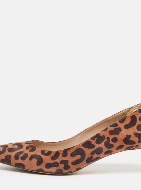 Stuart Weitzman Size 39 Brown Leopard Print Suede Pumps