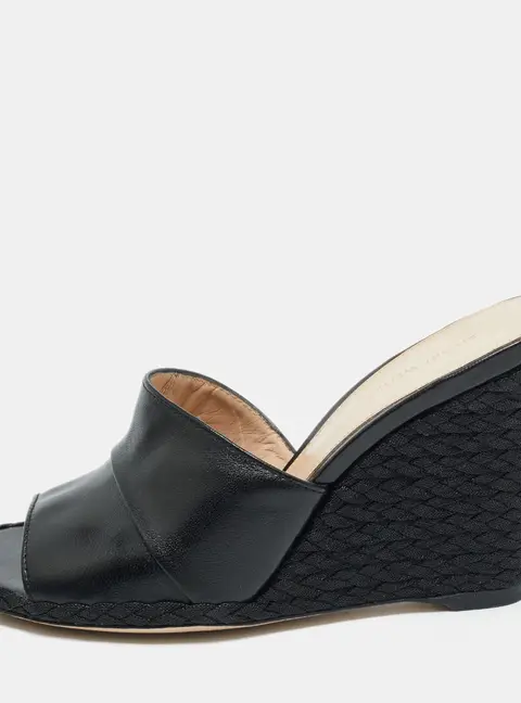 Stuart Weitzman Slidewalk Size 36 Black Leather Mules