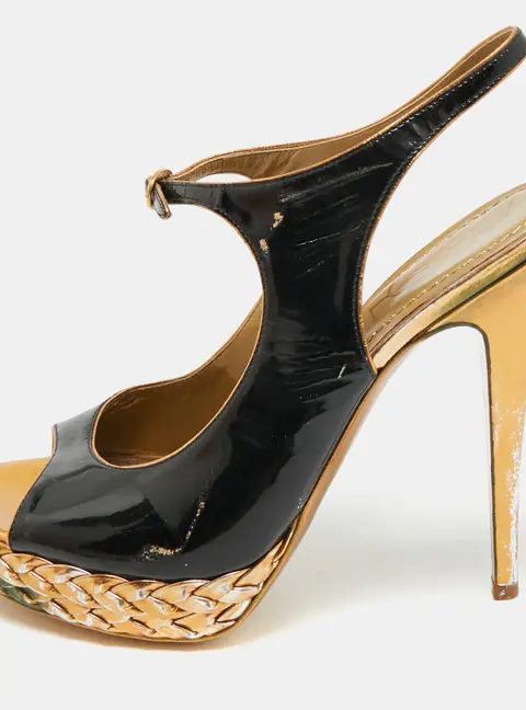 Saint Laurent Size 38.5 Black Patent Leather Platform Ankle Strap Sandals