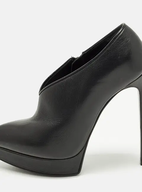 Saint Laurent Size 37 Black Leather Booties