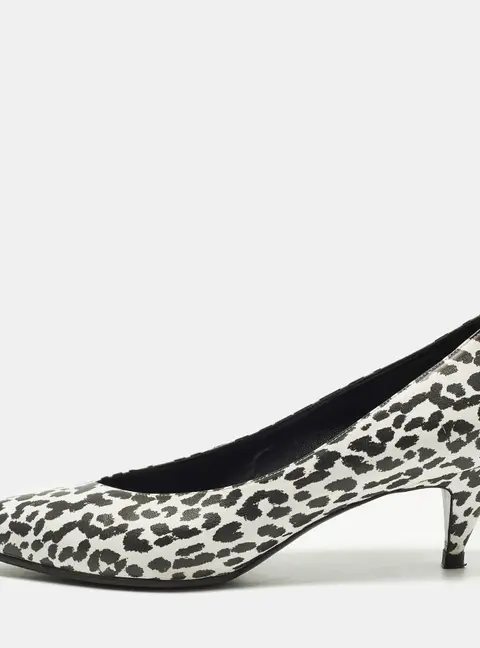 Saint Laurent Charlotte Size 40 Black/White Leather Pointed Toe Pumps