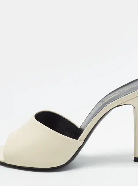 Saint Laurent LA 16 Size 38.5 Cream Leather Slide Sandals