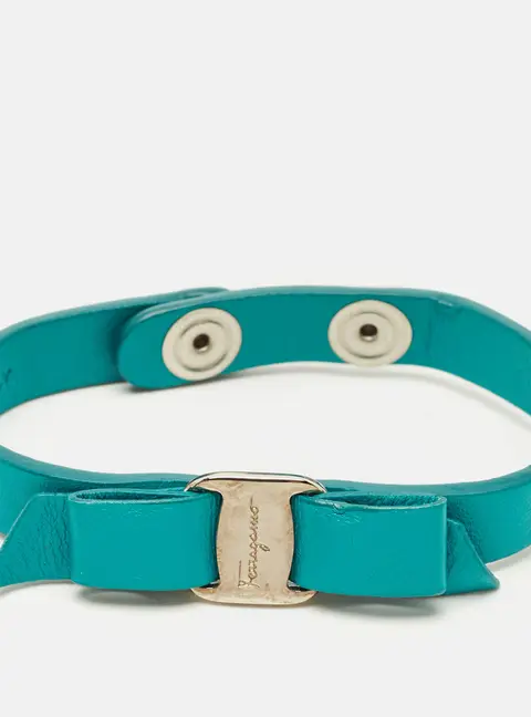 Salvatore Ferragamo Vara Bow Green Leather Gold Tone Bracelet