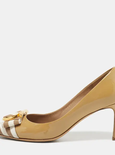 Salvatore Ferragamo Beige Grosgrain and Patent Leather Ezia Pumps Size 39.5