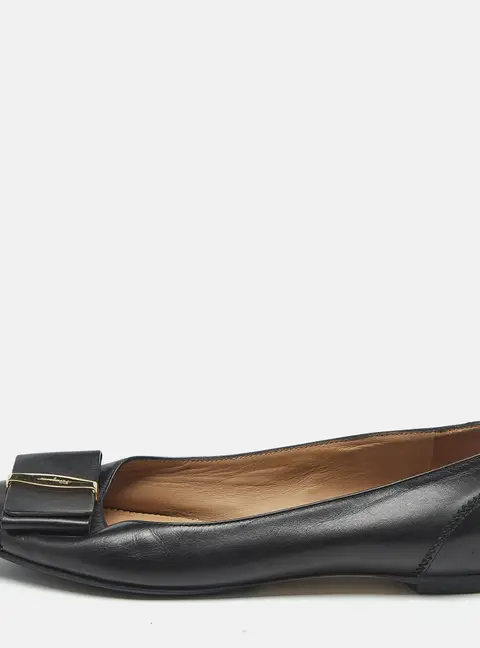 Salvatore Ferragamo Black Leather Vara Bow Ballet Flats Size 37.5