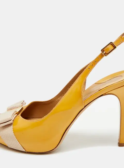 Salvatore Ferragamo Size 37 Beige Patent Leather Vara Bow Slingback Peep Toe Pumps