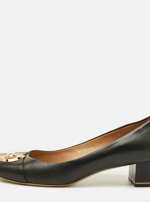 Salvatore Ferragamo Fiamma Keyhole Size 40 Black Leather Block Heel Pumps