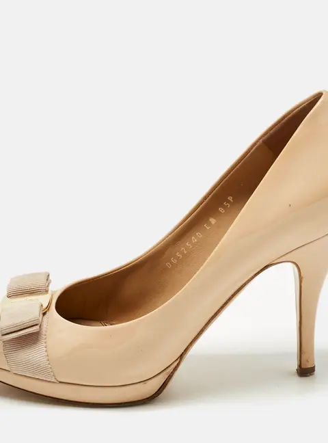 Salvatore Ferragamo Yellow Patent Leather Vara Bow Platform Pumps Size 38.5
