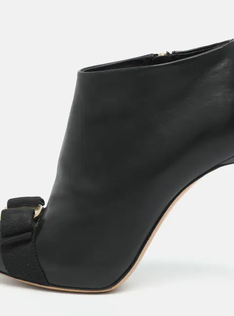 Salvatore Ferragamo Vara Bow Size 36.5 Black Leather Booties