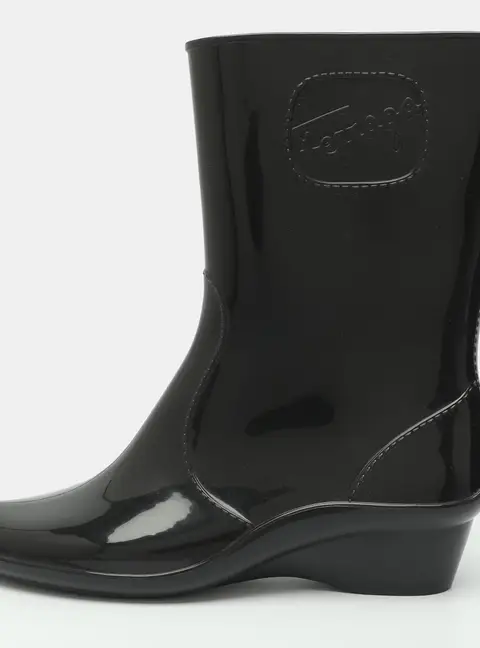 Salvatore Ferragamo Size 40.5 Black Rubber Rain Boots