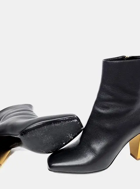 Salvatore Ferragamo ankle Black Leather Boots EU 38