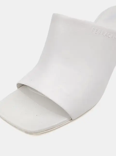 Salvatore Ferragamo White Leather Slippers EU 38