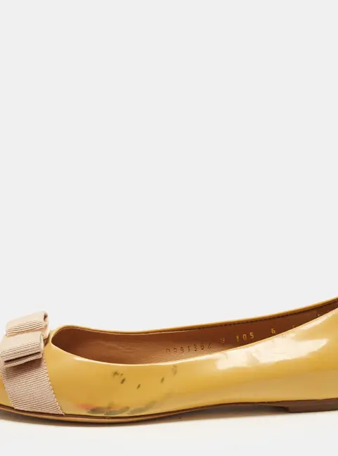 Salvatore Ferragamo Varina Size 36.5 Yellow Patent Leather Ballet Flats