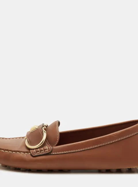 Salvatore Ferragamo Gancini Size 39 Brown Leather Slip On Loafers