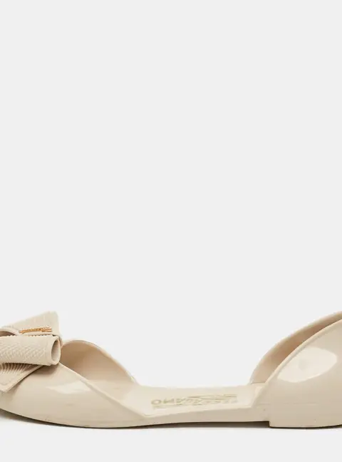 Salvatore Ferragamo Size 37.5 Beige Rubber Bow D'orsay Flats