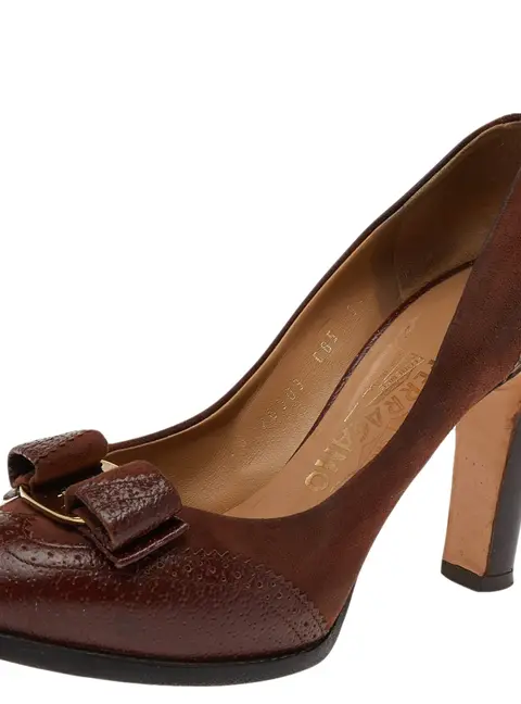 Salvatore Ferragamo Brown Leather Vara Bow Pumps Size 36