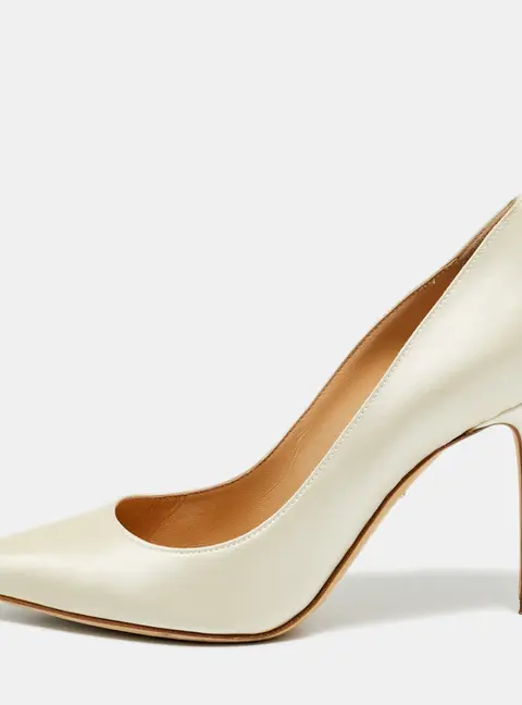 Sergio Rossi Size 37 Beige Satin Pointed Toe Pumps