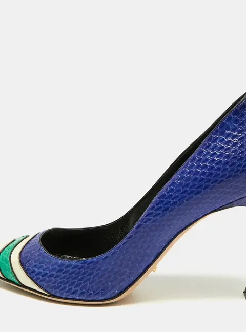 Sergio Rossi Size 37.5 Blue/White Snakeskin Leather Pointed Toe  Pumps