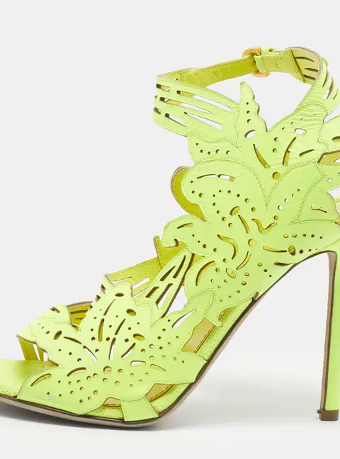 Sergio Rossi Size 36.5 Green Leather Ankle Strap Sandals