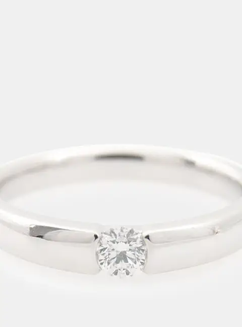 Dasaki Platinum Diamond Innocent Ring