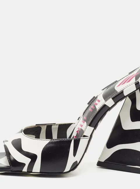 The Attico Devon Size 35.5 Black/White Zebra Print Leather Slide Sandals
