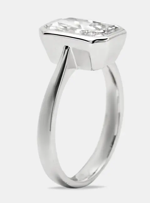 2.80 cts Radiant Cut Lab Grown Diamond 18k White Gold Ring Size 52