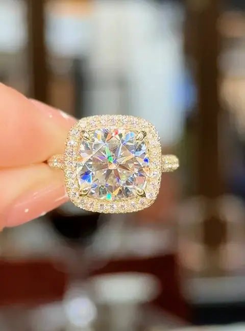 2.8 cts Cushion Cut Lab Grown Diamond 14k Yellow Gold Ring Size 7
