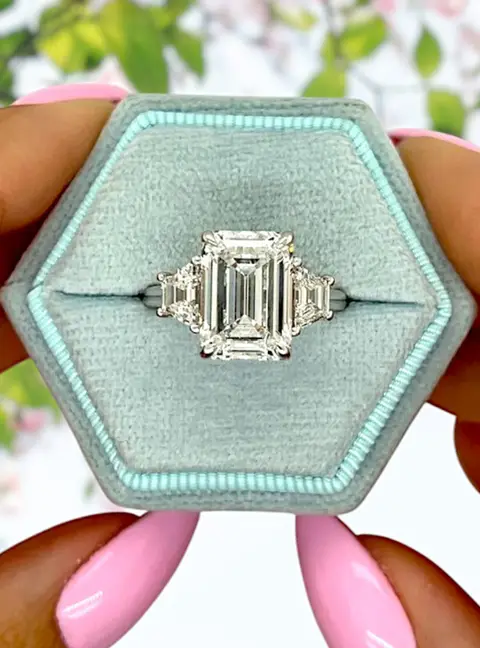 4 cts Lab Grown Emerald Diamond 18k White Gold Engagement Ring Size 7