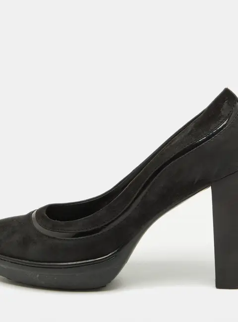 Tod's Black Suede Round Toe Platform Pumps Size 40