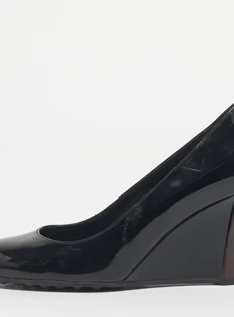 Tod's Black Patent Leather Round Toe Wedge Pumps Size 36