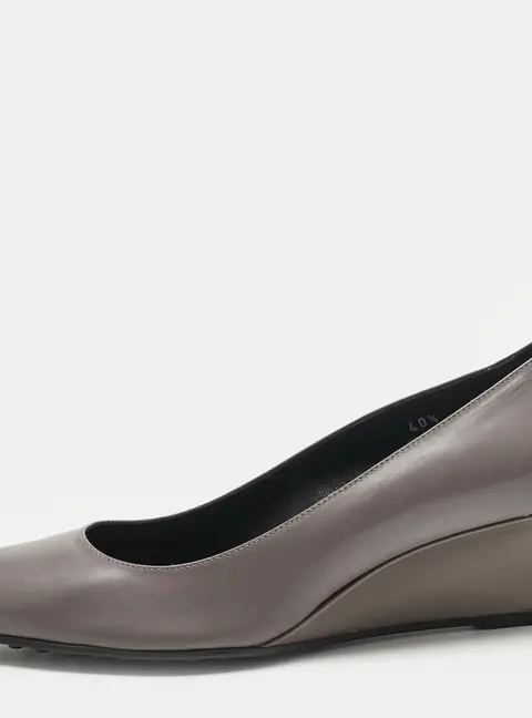Tod's Grey Leather Wedge Pumps Size 40.5